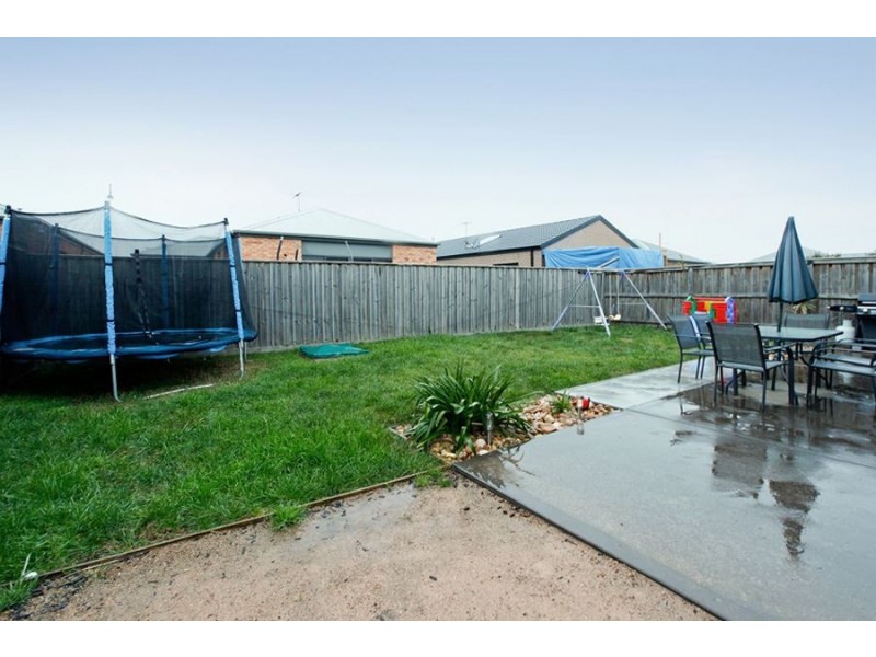 14 Crissa Street, Tarneit VIC 3029