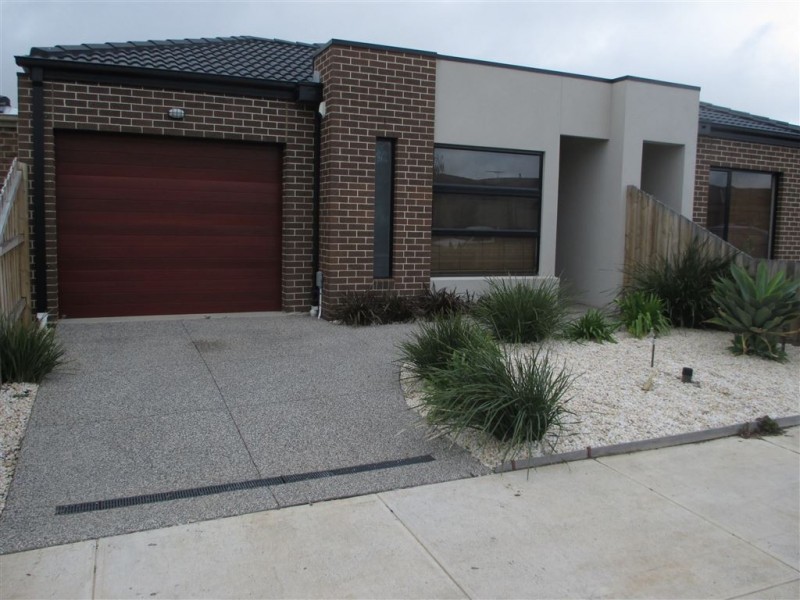 1/5 Greenleaf Circuit, Tarneit VIC 3029
