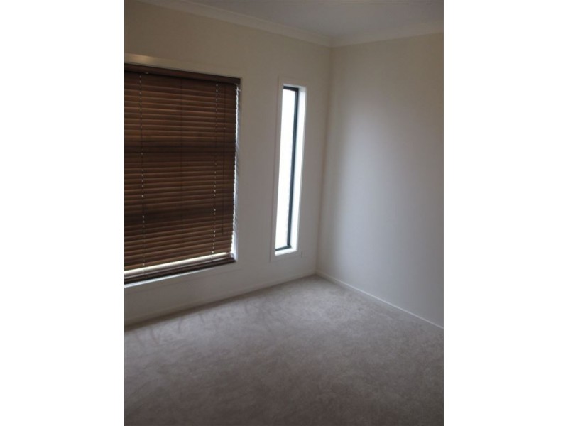 1/5 Greenleaf Circuit, Tarneit VIC 3029
