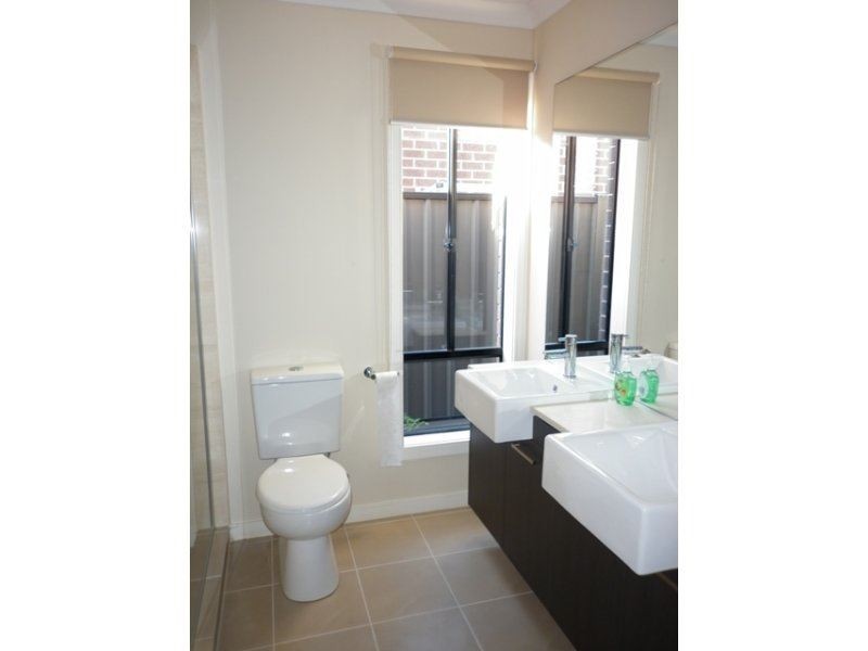 57 Nossal Drive, Point Cook VIC 3030
