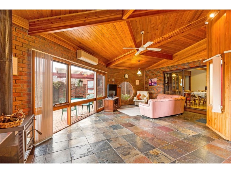 4 Anembo Court, Werribee VIC 3030