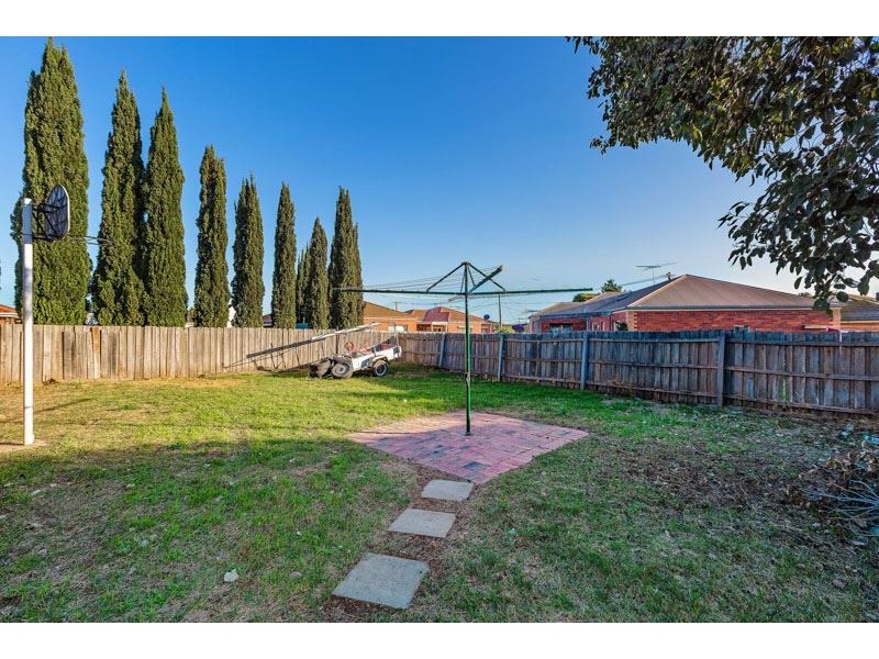 49 Rowes Road, Werribee VIC 3030