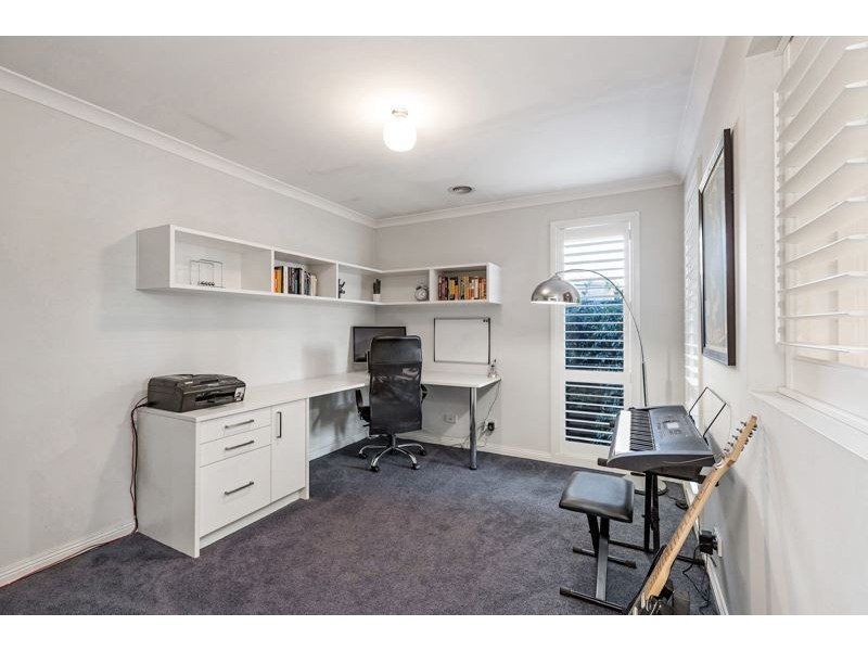 25 Inverell Parkway, Tarneit VIC 3029