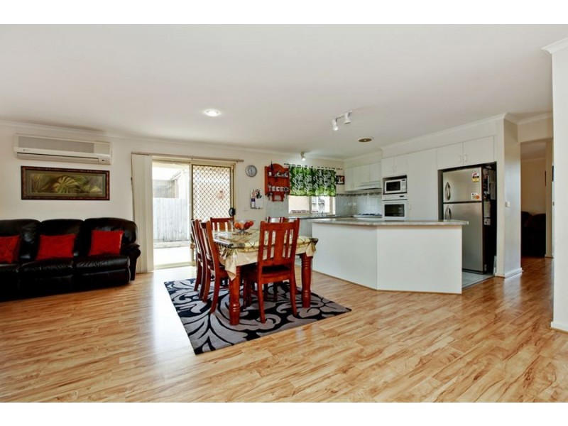 6 Guyenne Court, Hoppers Crossing VIC 3029