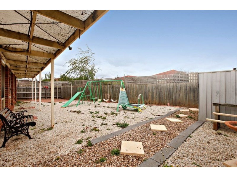 6 Guyenne Court, Hoppers Crossing VIC 3029