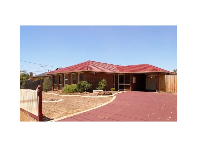 2 Nicklaus Drive, Hoppers Crossing VIC 3029