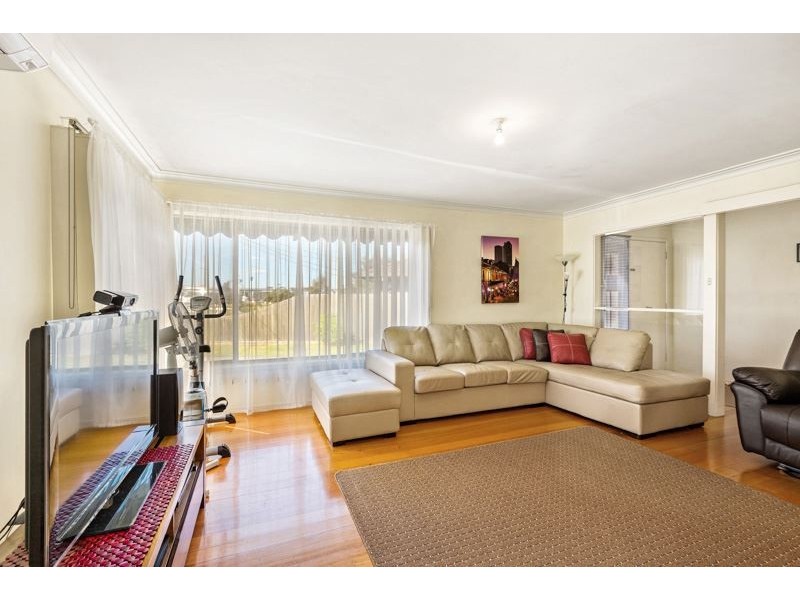 63 Heaths Road, Hoppers Crossing VIC 3029