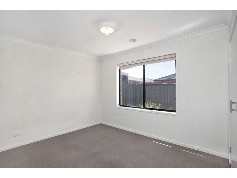 9 Woburn Crescent, Wyndham Vale VIC 3024