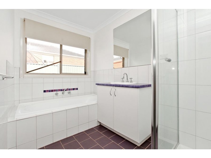 37 Jade Crescent, Wyndham Vale VIC 3024