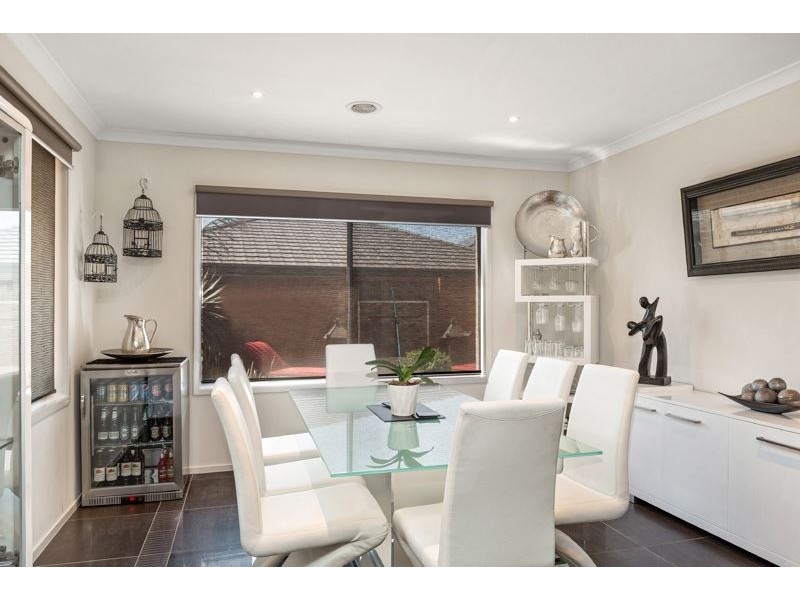 9 Serene St, Tarneit VIC 3029