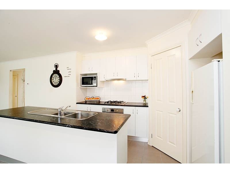 4 Opperman Place, Point Cook VIC 3030