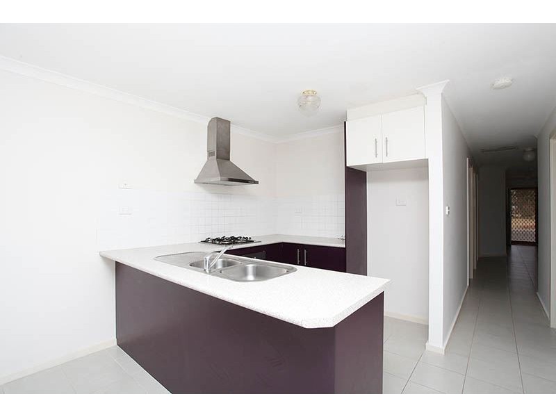 1/61 Honour Ave, Wyndham Vale VIC 3024