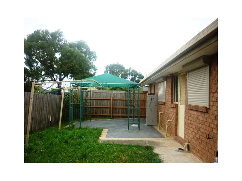 4/33 Pigeon Street, Werribee VIC 3030
