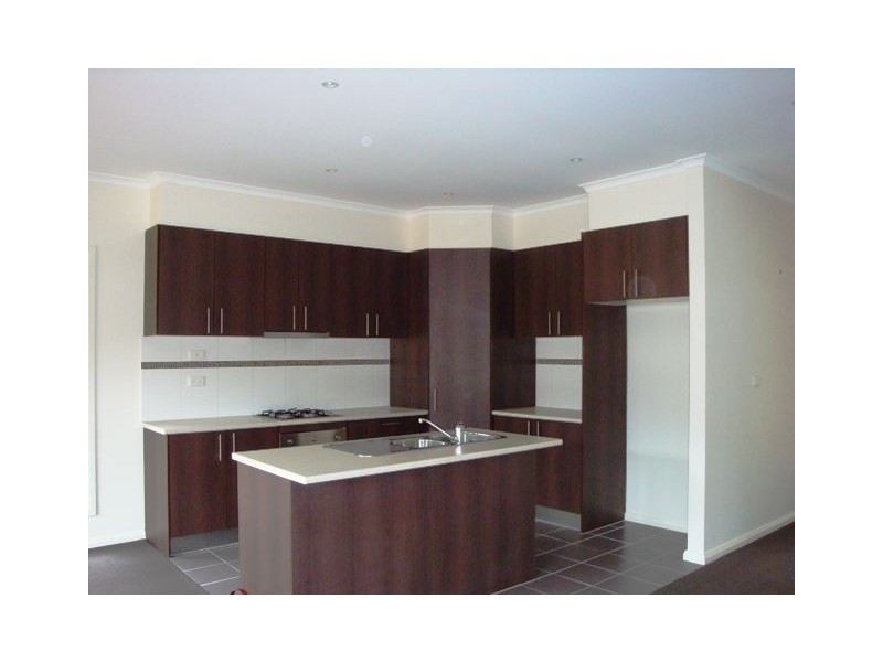 1/70 Westmeadows Lane, Truganina VIC 3029