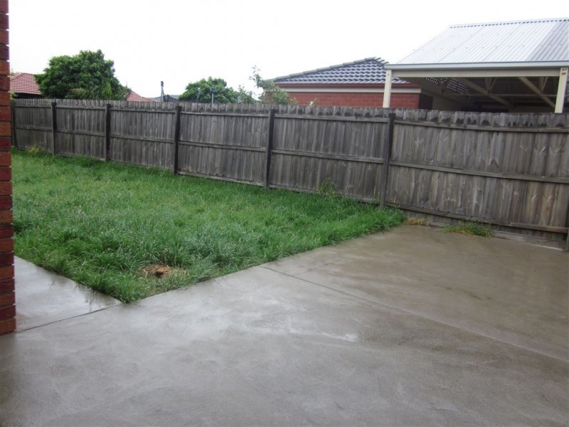 9 Shakespeare Grove, Truganina VIC 3029