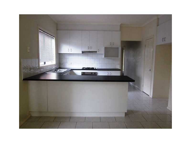 9 Shakespeare Grove, Truganina VIC 3029