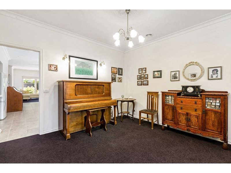 34 Sumner Crescent, Point Cook VIC 3030