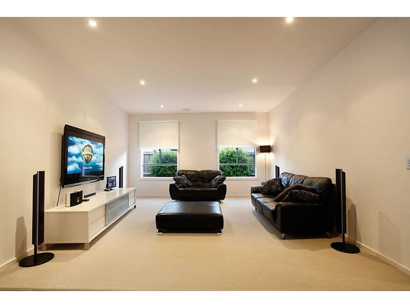 27 Butterfly Boulevard, Tarneit VIC 3029