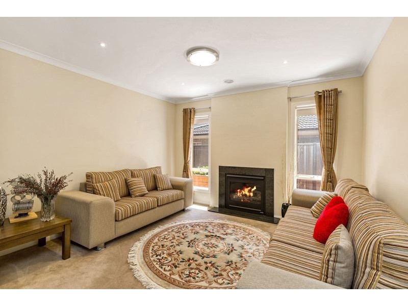 37 Eagleridge Promenade, Tarneit VIC 3029