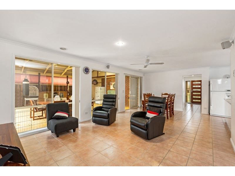 2 Bastille Court, Hoppers Crossing VIC 3029