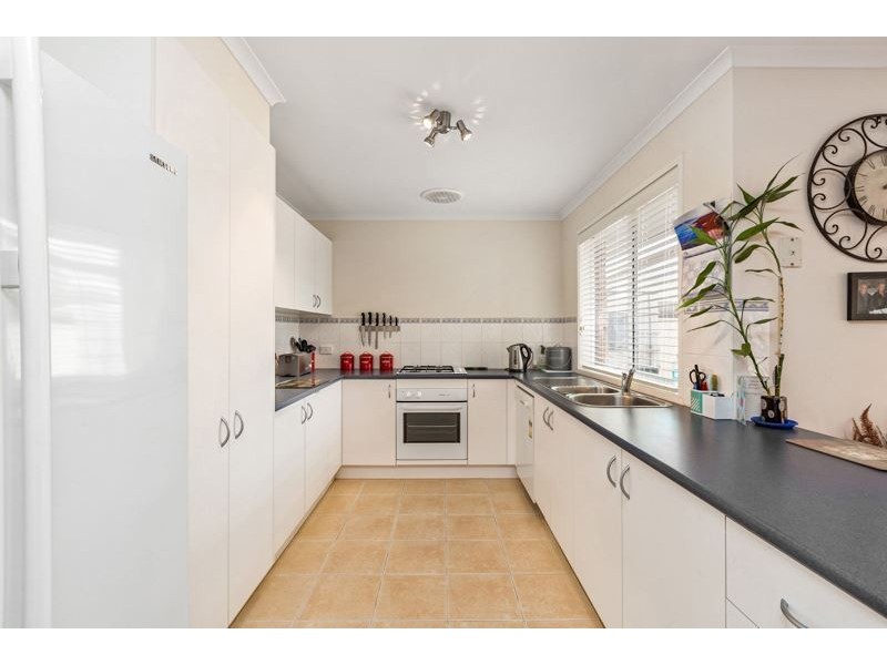 30 Charlotte Crescent, Wyndham Vale VIC 3024