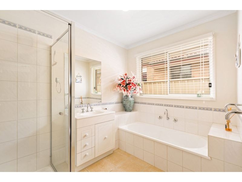 30 Charlotte Crescent, Wyndham Vale VIC 3024