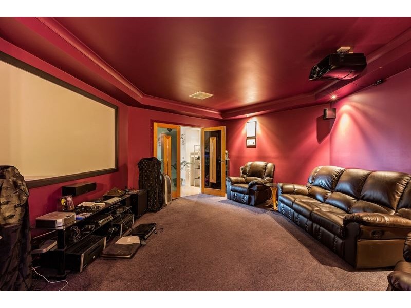 2 Grandiflora Grove, Point Cook VIC 3030