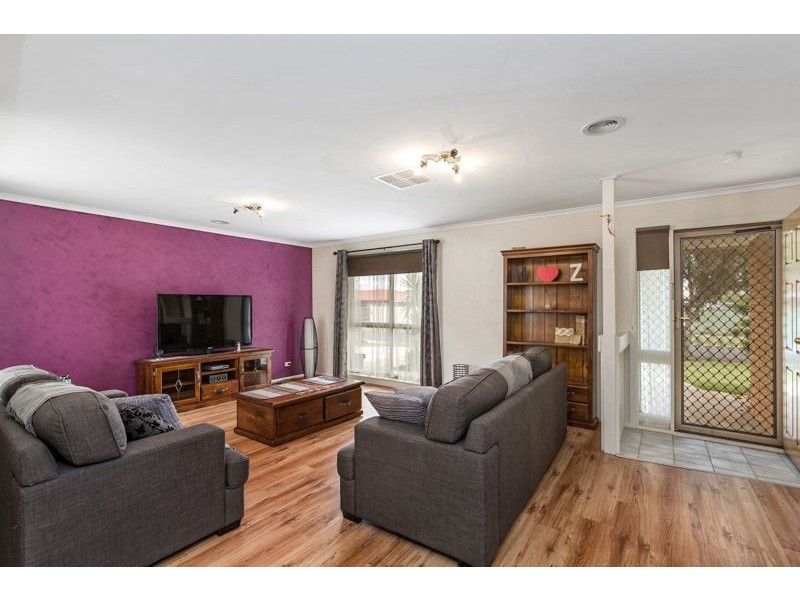 7 Perkins Ave, Hoppers Crossing VIC 3029