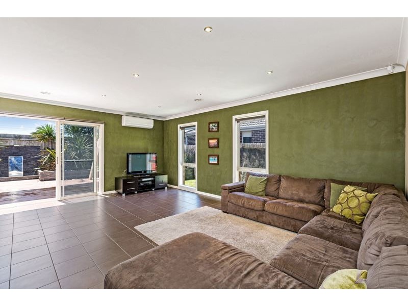 49 Georgia Crescent, Werribee VIC 3030