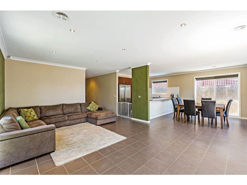 49 Georgia Crescent, Werribee VIC 3030