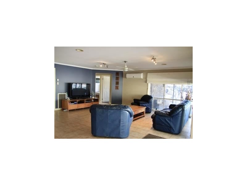 14. Ribera Ct, Werribee VIC 3030