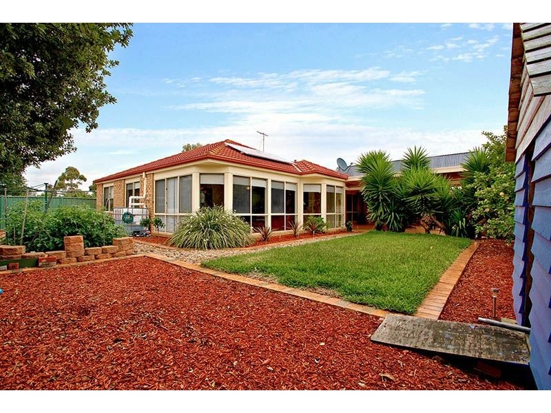 6 Bronte Court, Wyndham Vale VIC 3024