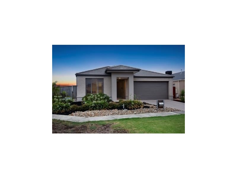 67 Fongeo Drive, Point Cook VIC 3030