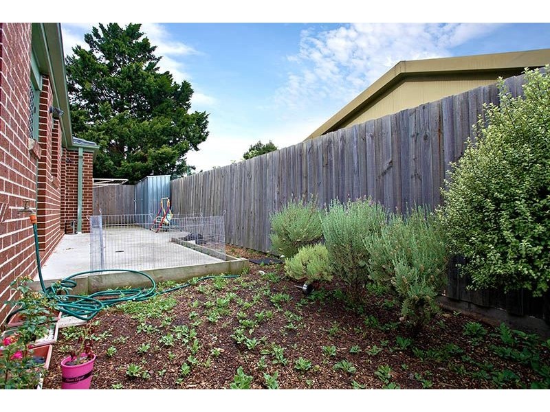 2/2 Fowler Street, Hoppers Crossing VIC 3029