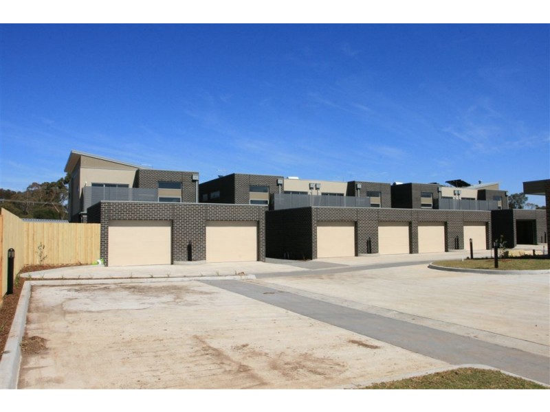 2/1-5 Thomas Carr Drive, Tarneit VIC 3029