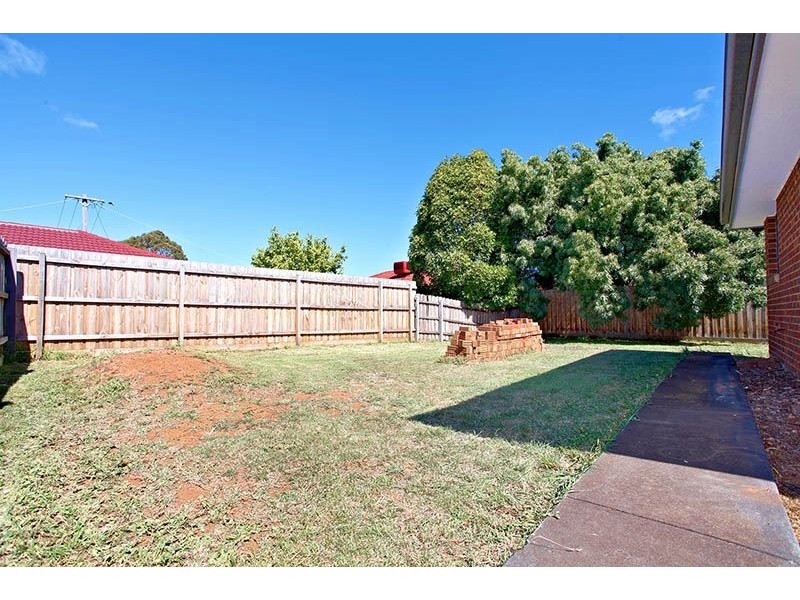 12 Dennison Avenue, Hoppers Crossing VIC 3029