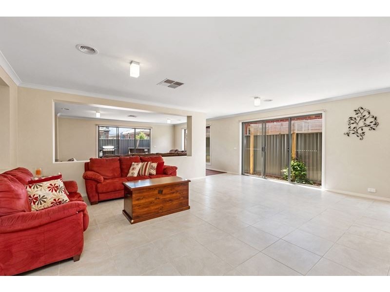 31 Brockwell Crescent, Wyndham Vale VIC 3024
