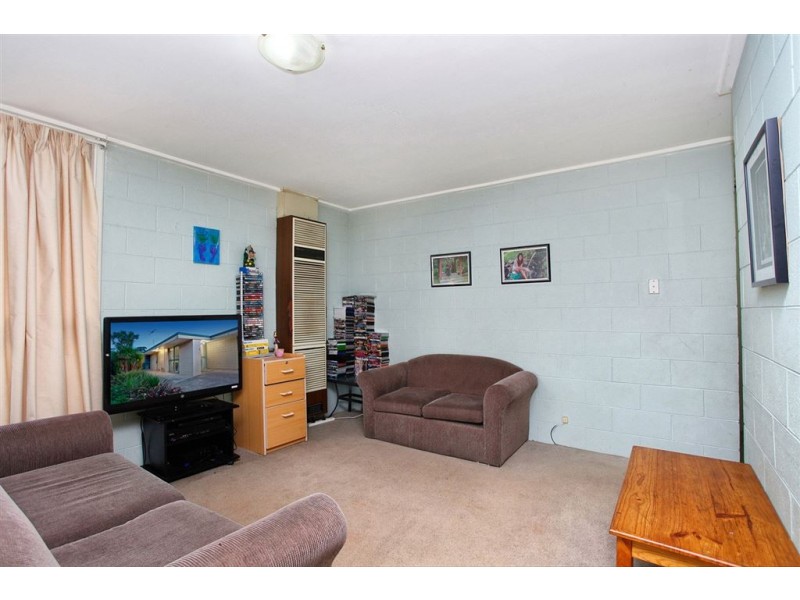 3/4 Tyrone street, Werribee VIC 3030