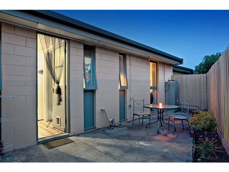 3/4 Tyrone street, Werribee VIC 3030