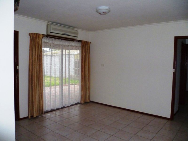 71 Heaths Rd, Hoppers Crossing VIC 3029