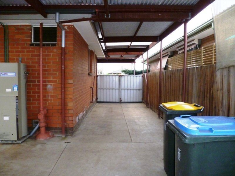 71 Heaths Rd, Hoppers Crossing VIC 3029