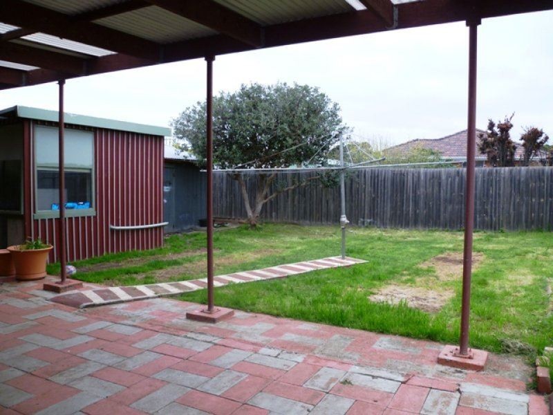 71 Heaths Rd, Hoppers Crossing VIC 3029