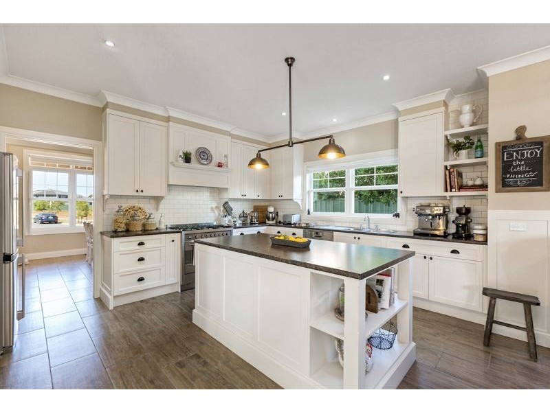 29 Traminer Row, Werribee VIC 3030