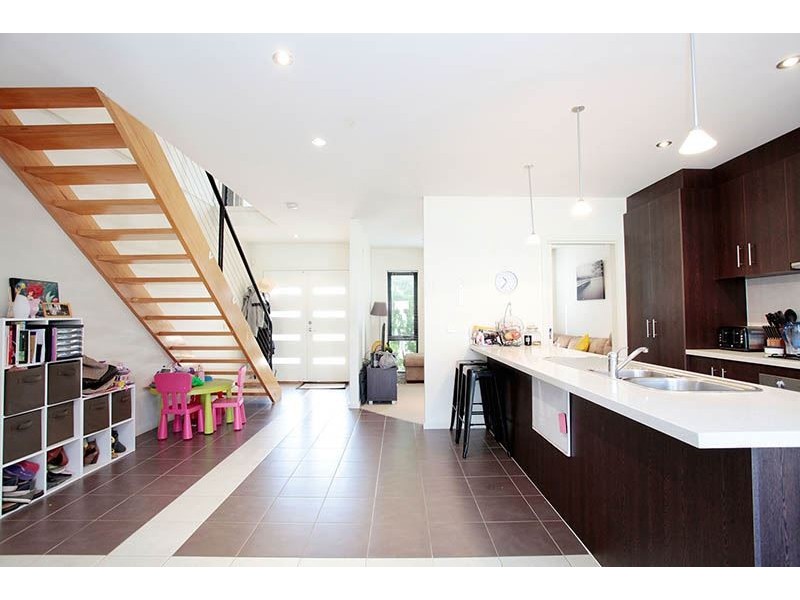 17 Hyde Park Terrace, Point Cook VIC 3030