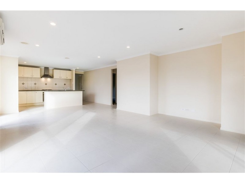 58 Papillon Parade, Tarneit VIC 3029