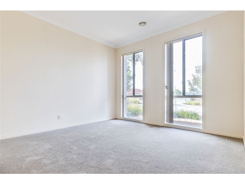 58 Papillon Parade, Tarneit VIC 3029