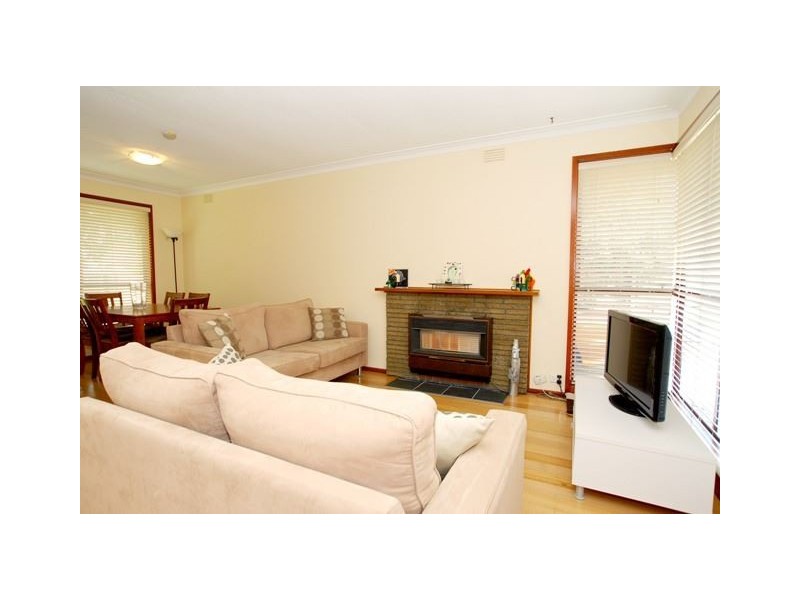 31 Barrot Ave, Hoppers Crossing VIC 3029