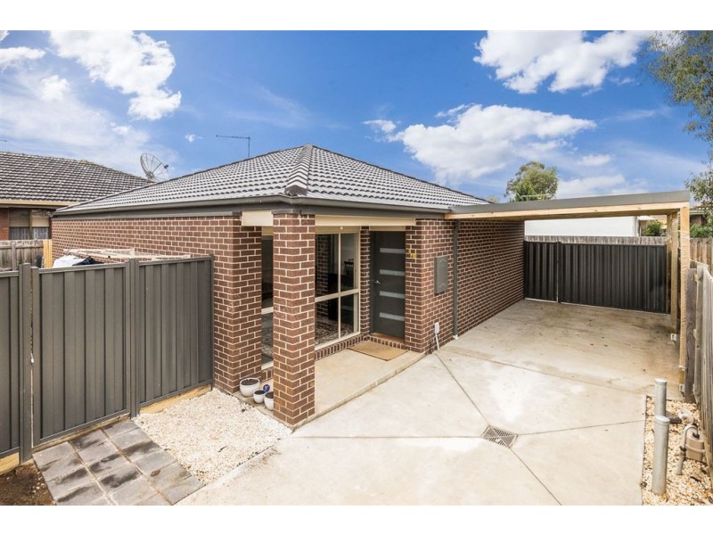 2/30 Titus Avenue, Hoppers Crossing VIC 3029