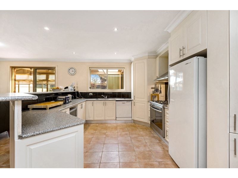 20 Torquata Court, Hoppers Crossing VIC 3029