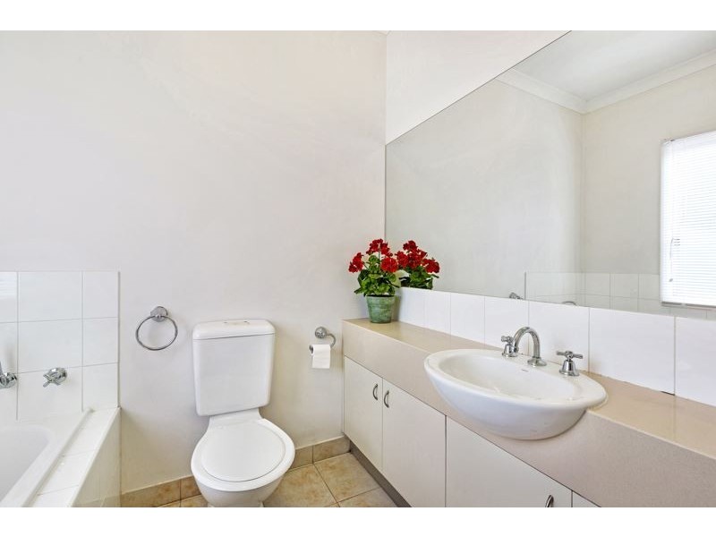 21/7 Mickleton Grove, Point Cook VIC 3030